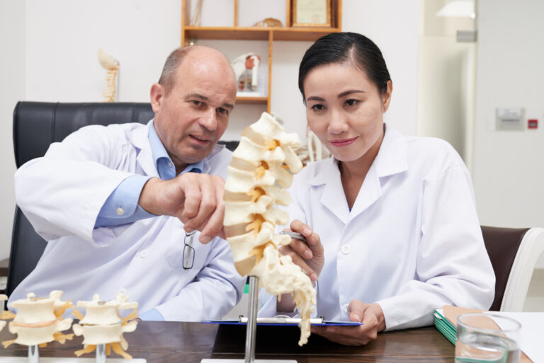 សុខភាពខួរឆ្អឹងសំខាន់