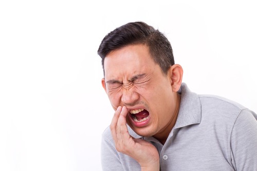 ឈឺធ្មេញ